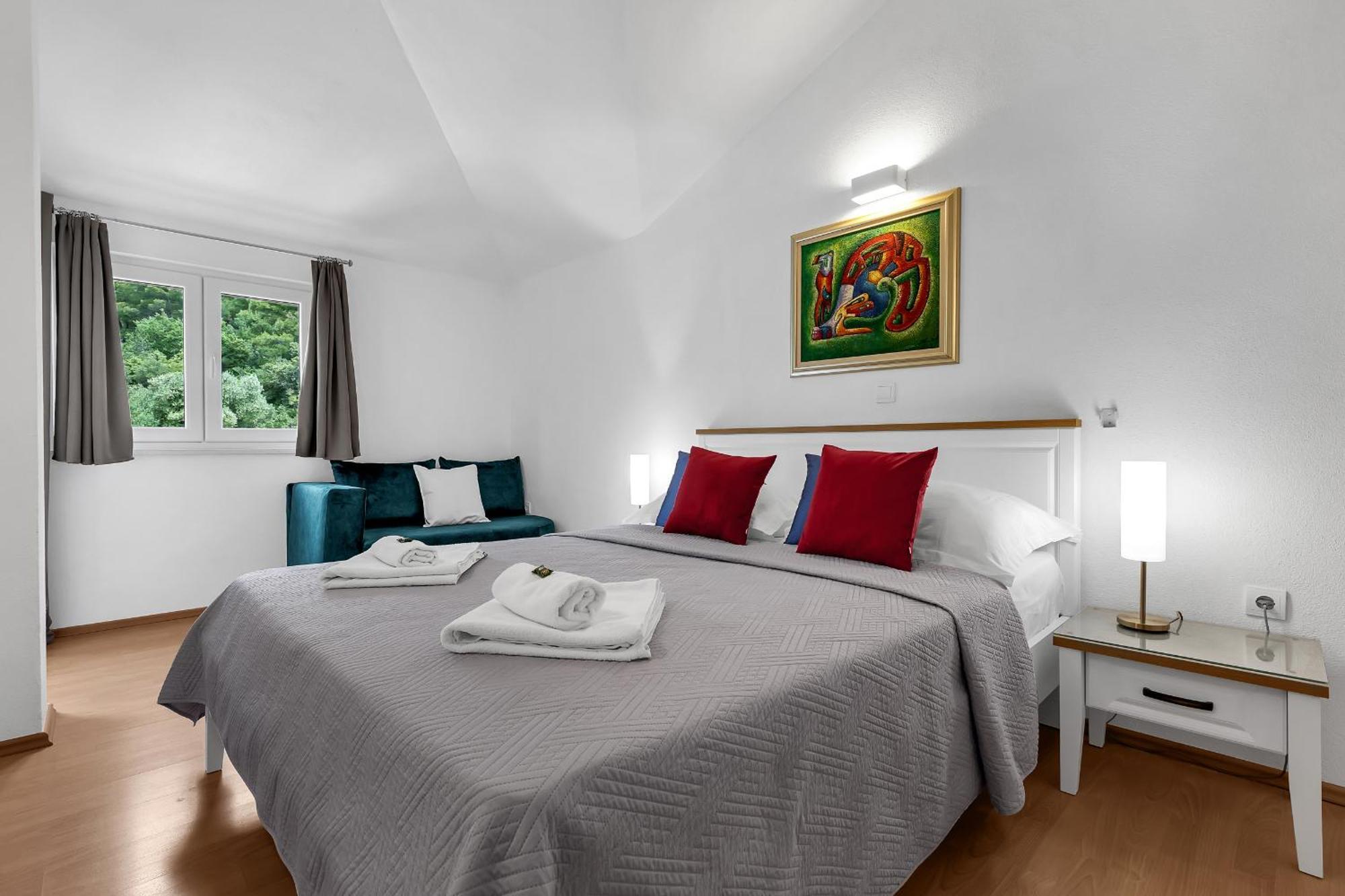 Apartments Villa Katarina Tučepi エクステリア 写真