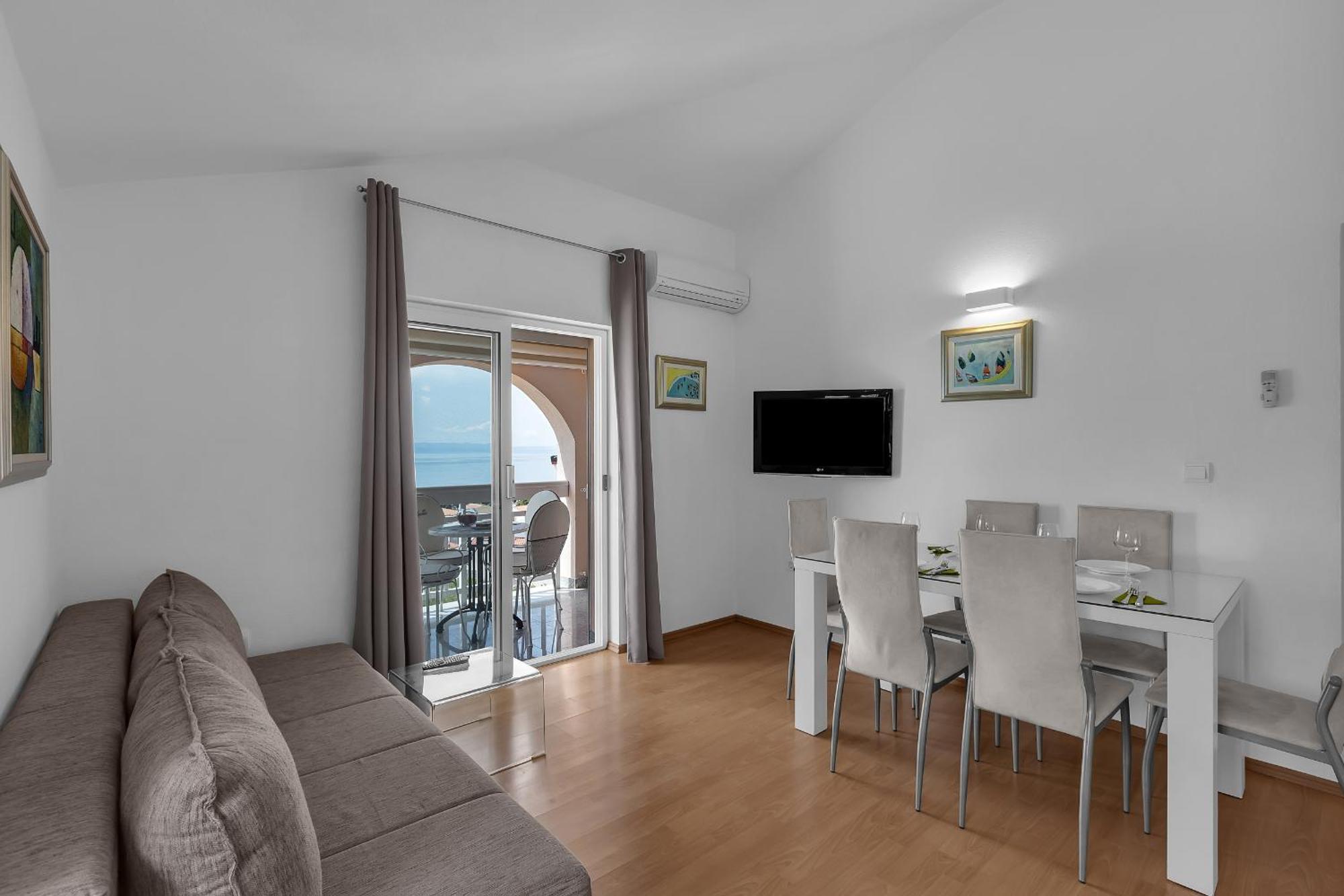 Apartments Villa Katarina Tučepi エクステリア 写真