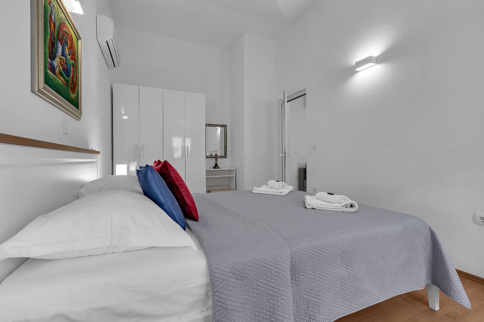 Apartments Villa Katarina Tučepi エクステリア 写真