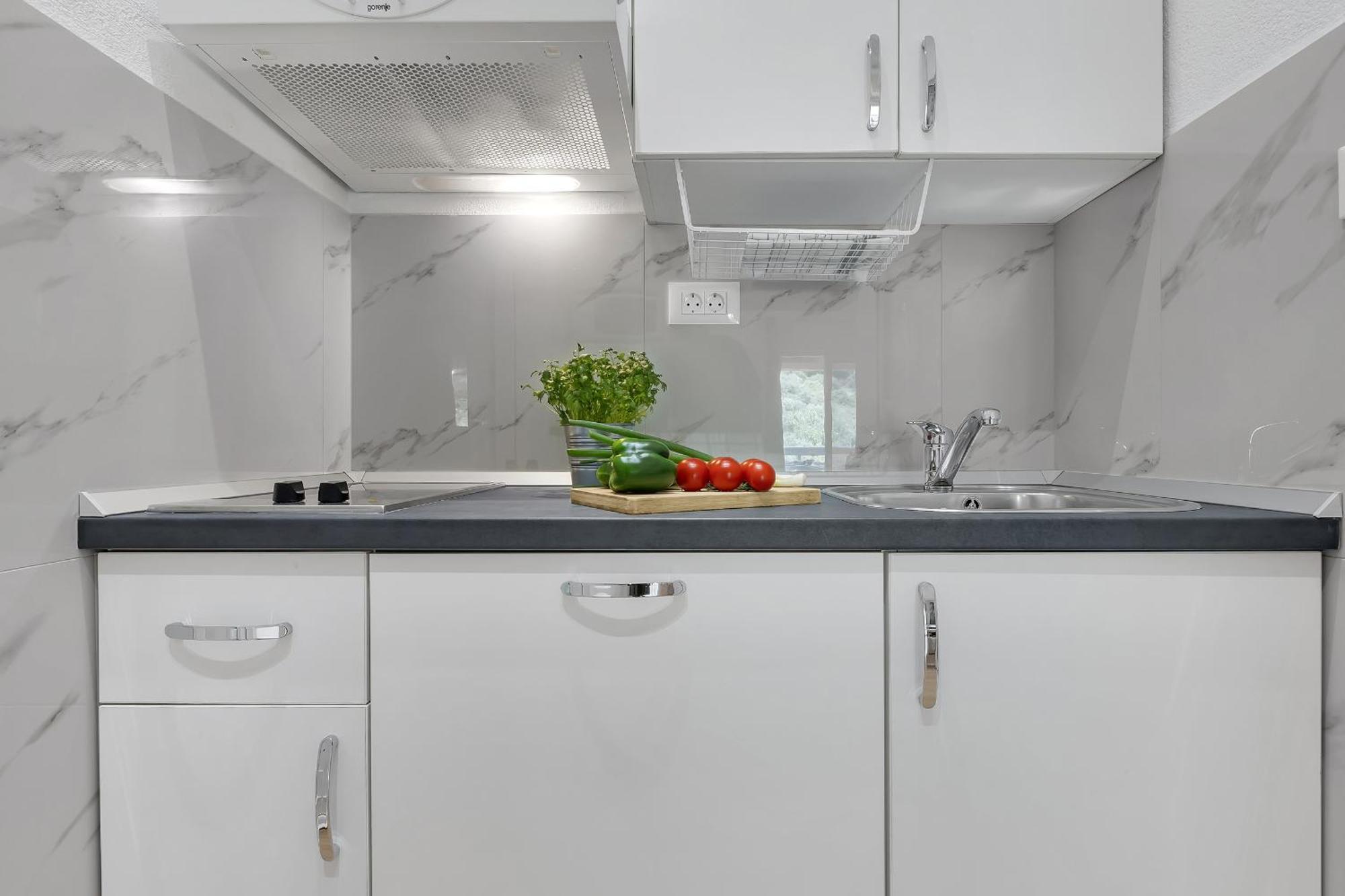 Apartments Villa Katarina Tučepi エクステリア 写真