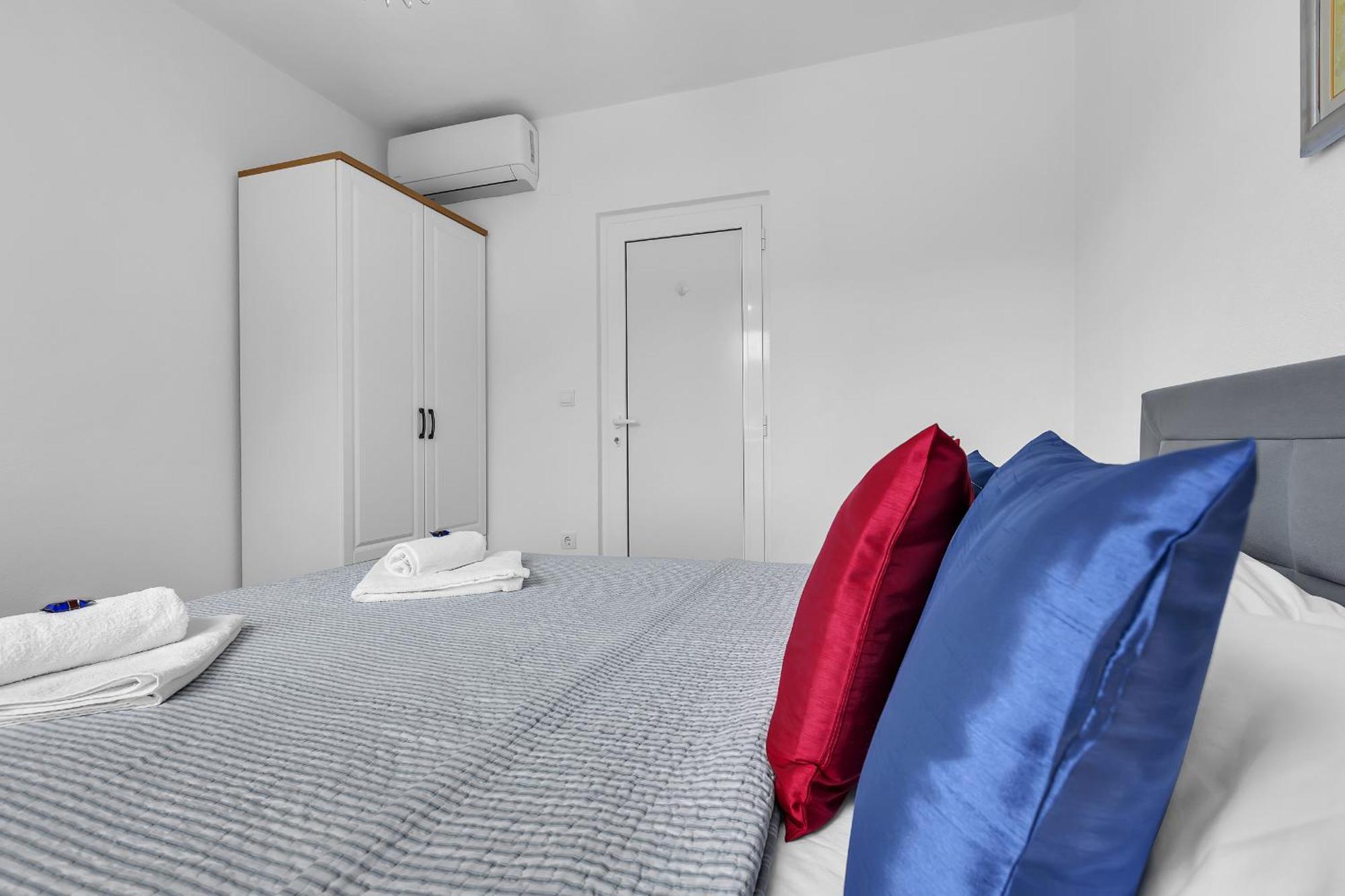 Apartments Villa Katarina Tučepi エクステリア 写真