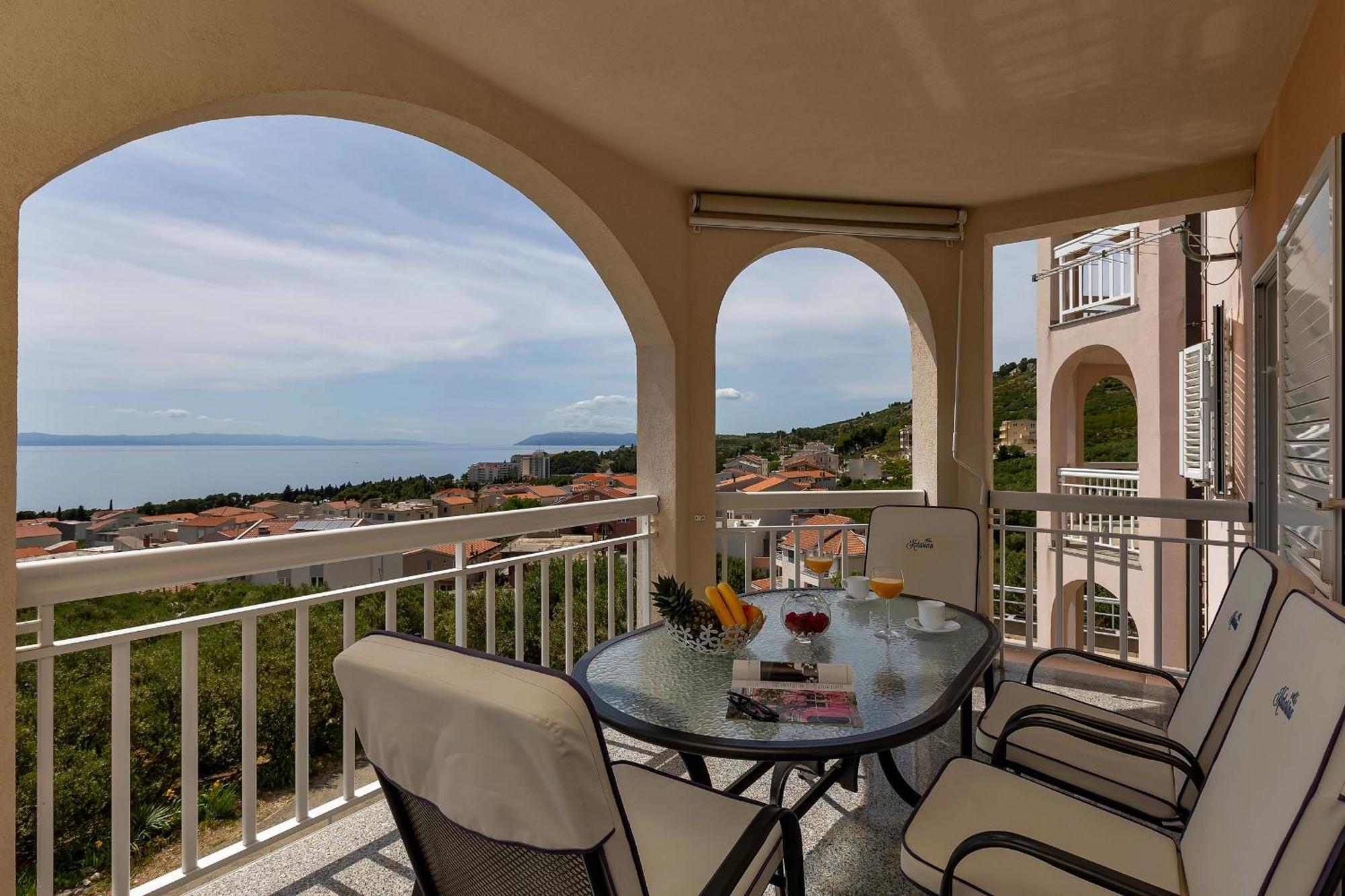 Apartments Villa Katarina Tučepi 部屋 写真